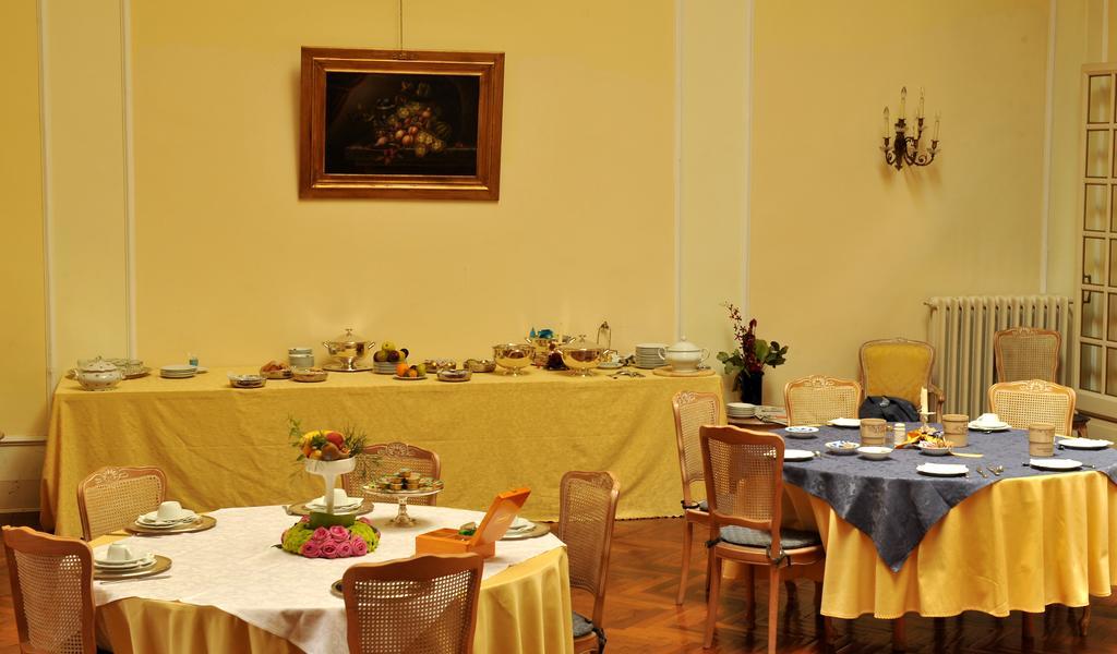 Grande Albergo Quattro Stagioni Риети Екстериор снимка