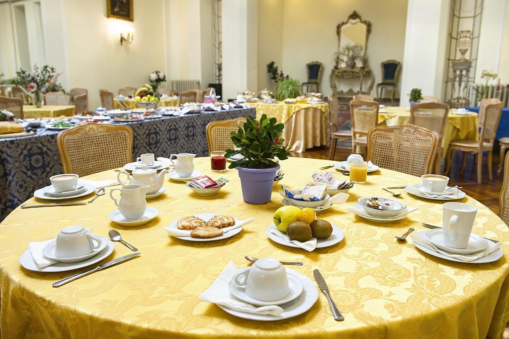 Grande Albergo Quattro Stagioni Риети Екстериор снимка